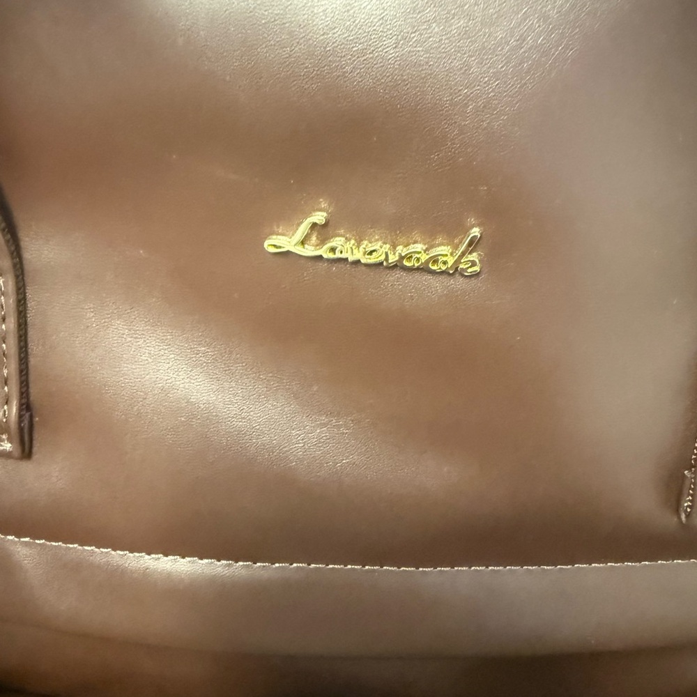 Brown Leather Backpack With Durable Construction - image 5